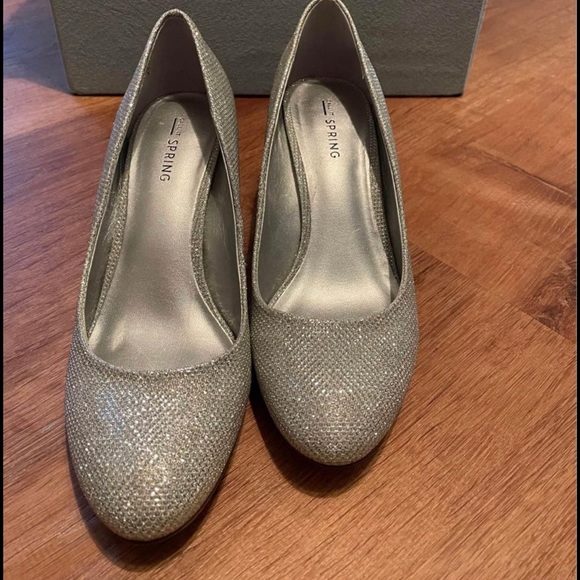 Silver shimmering pumps - Picture 2 of 3